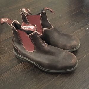 Brown Blundstone Boot 🥾 Size 5.